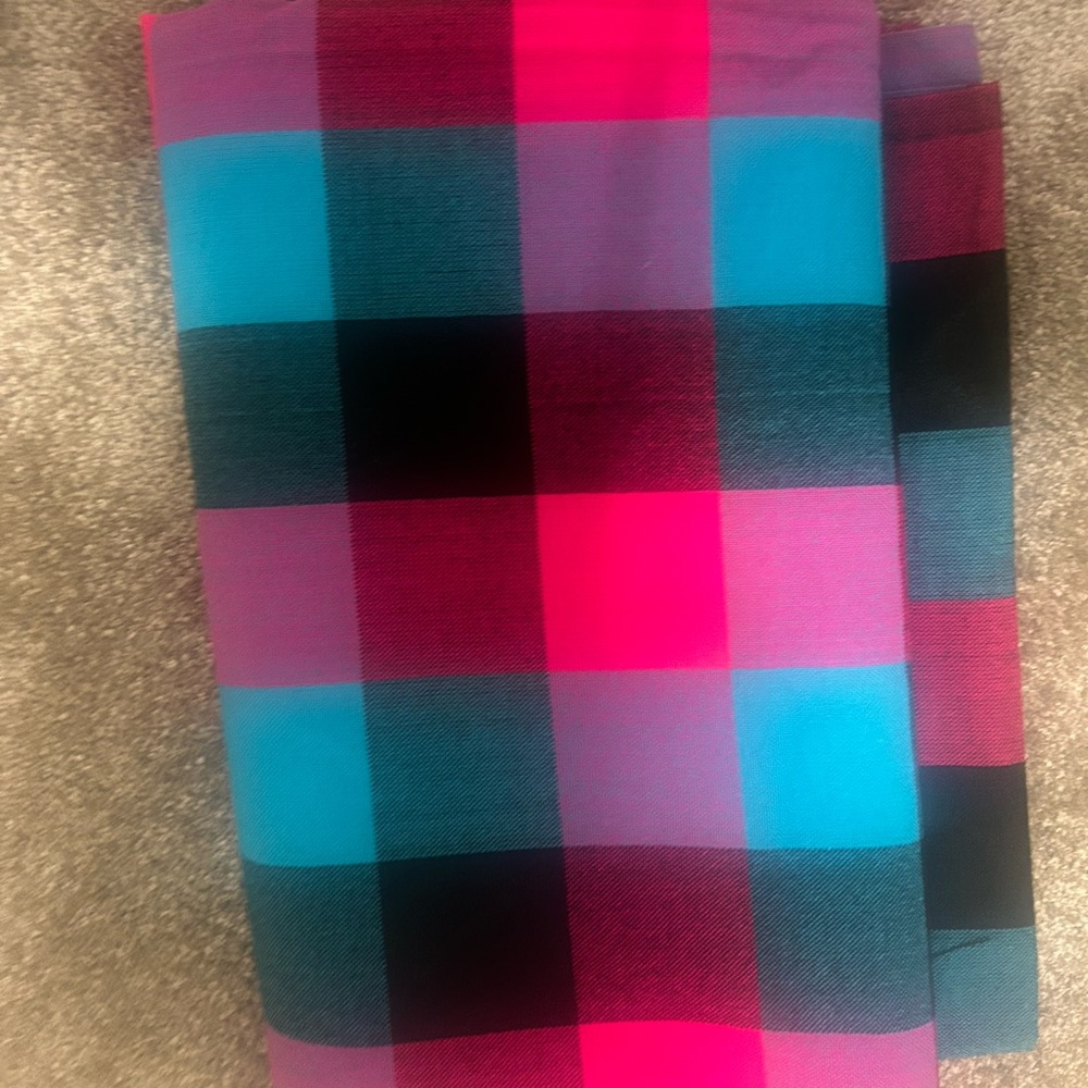 Maasai blanket/shuka/throw in Pink and Blue/excellent for picinic